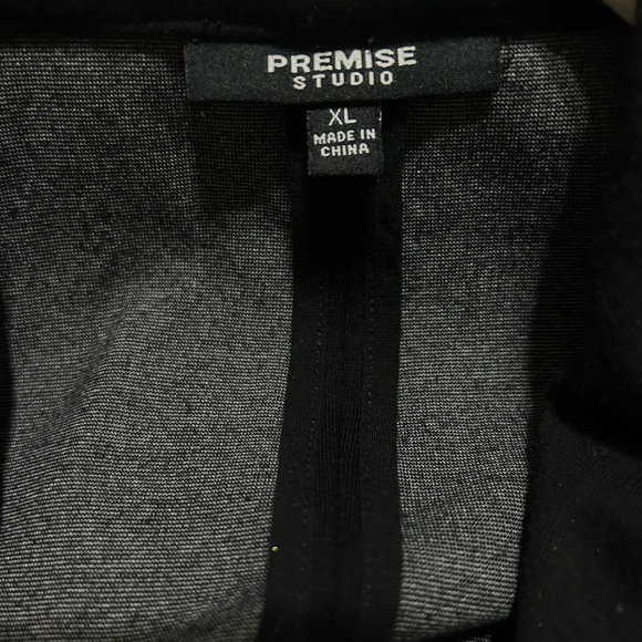 Premise Studio Black Jacket - Picture 2 of 8